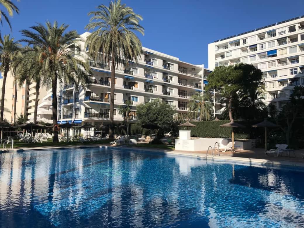 Marbella Beachfront Apartment Exterior photo
